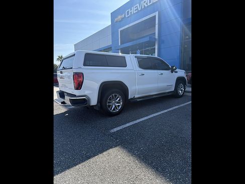 Used 2022 GMC Sierra 1500 SLT RWD image 4