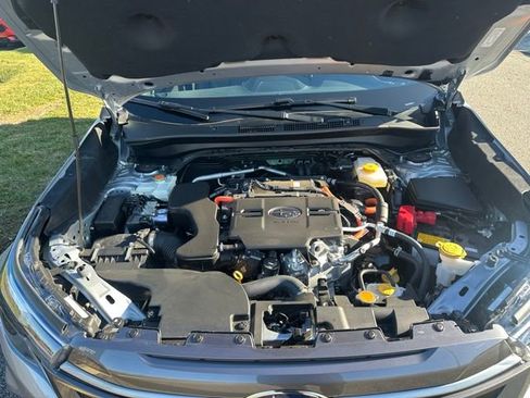 Used 2025 Subaru Forester Premium image 43