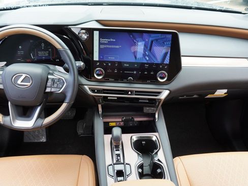 Certified 2026 Lexus RX 350 Premium Plus w/ Accessory Package (Z1) FWD image 28