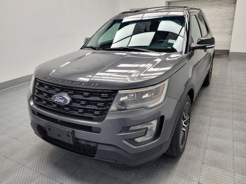 Used 2016 Ford Explorer Sport w/ Equipment Group 401A AWD/4WD image 15