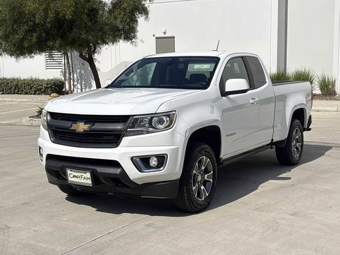 Used 2019 Chevrolet Colorado Z71 AWD/4WD image 7
