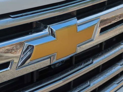 Used 2024 Chevrolet Silverado 3500 High Country w/ High Country Premium Package AWD/4WD image 32