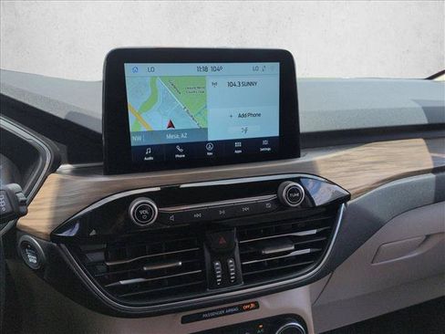 Used 2020 Ford Escape Titanium FWD image 22