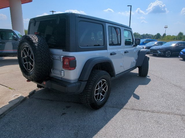 Used 2024 Jeep Wrangler Unlimited Rubicon AWD/4WD image 29