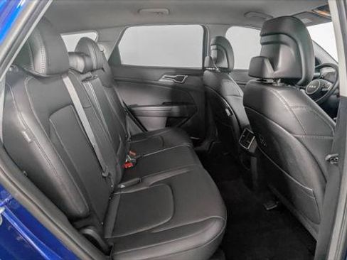 Used 2024 Kia Sportage EX FWD image 22