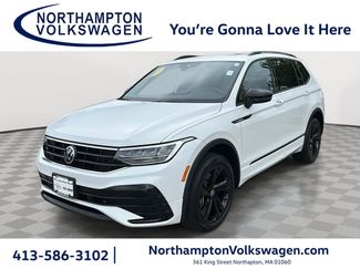 Used 2024 Volkswagen Tiguan SE R-Line AWD/4WD video 1