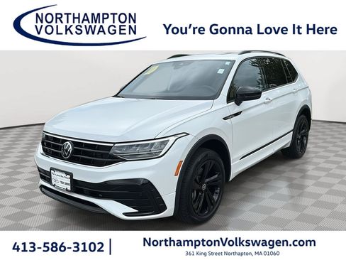 Used 2024 Volkswagen Tiguan SE R-Line AWD/4WD image 1