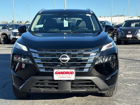 New 2026 Nissan Rogue SV w/ SV Premium Package image 3