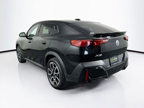 Used 2025 BMW X2 xDrive28i AWD/4WD image 5