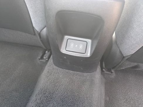 Used 2024 Hyundai Elantra Limited FWD image 14