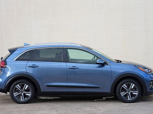 Used 2020 Kia Niro EX Premium FWD image 50