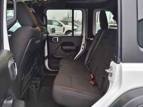 Used 2021 Jeep Wrangler Unlimited Rubicon image 17