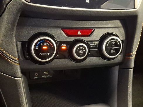 Certified 2021 Subaru Crosstrek 2.5i Limited image 17