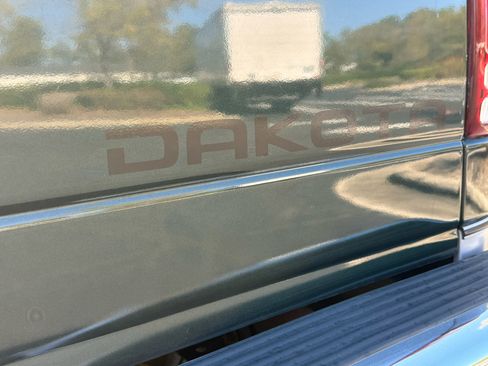 Used 1998 Dodge Dakota 2WD Club Cab image 10