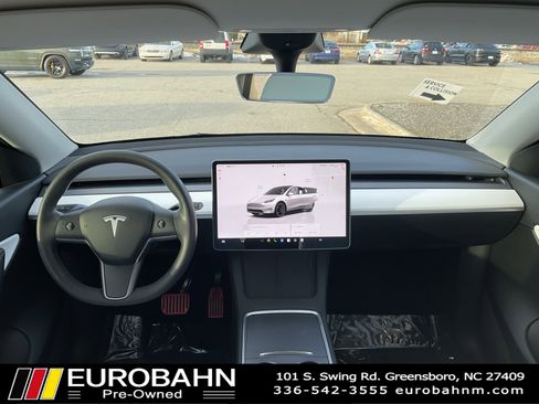 Used 2022 Tesla Model Y Performance image 18