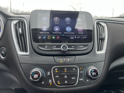 Used 2023 Chevrolet Malibu LT image 24