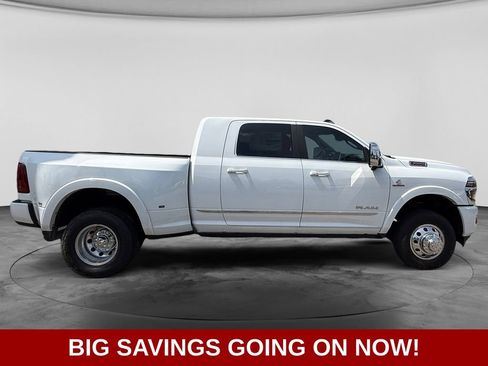 New 2026 RAM 3500 Limited AWD/4WD image 10
