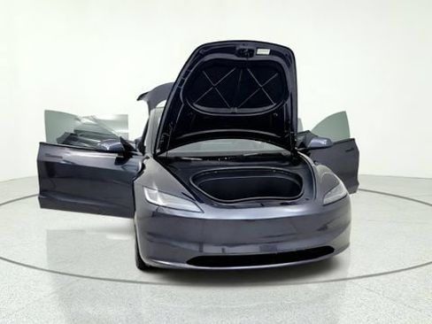 Used 2025 Tesla Model 3 RWD image 12