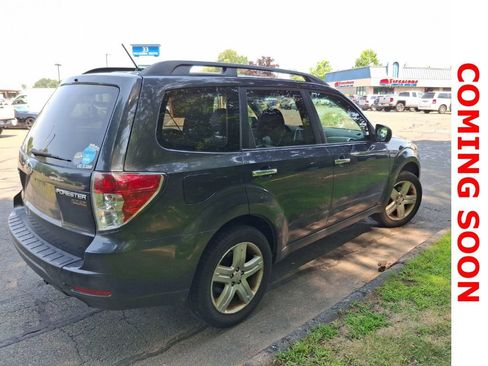 Used 2010 Subaru Forester 2.5X Limited AWD/4WD image 5