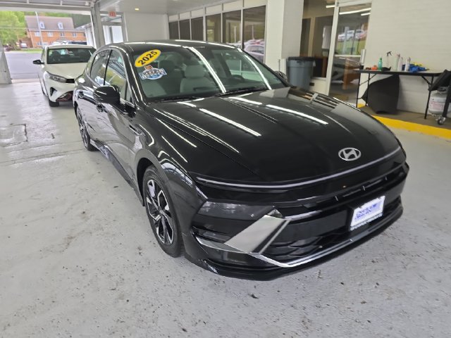 Used 2025 Hyundai Sonata SEL FWD image 7