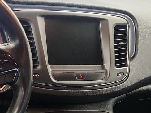 Used 2015 Chrysler 200 S w/ Comfort Group AWD/4WD image 11