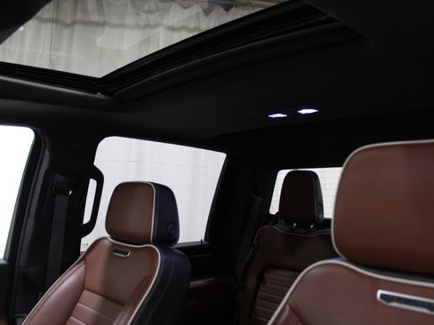 Used 2024 GMC Sierra 3500 Denali Ultimate image 24