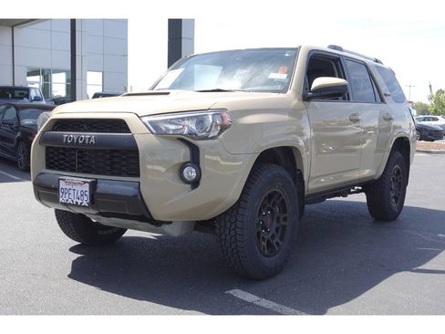 Used 2016 Toyota 4Runner TRD Pro AWD/4WD image 8