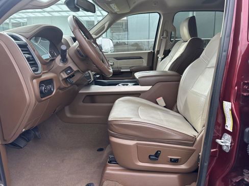 Used 2019 RAM 2500 Laramie image 10