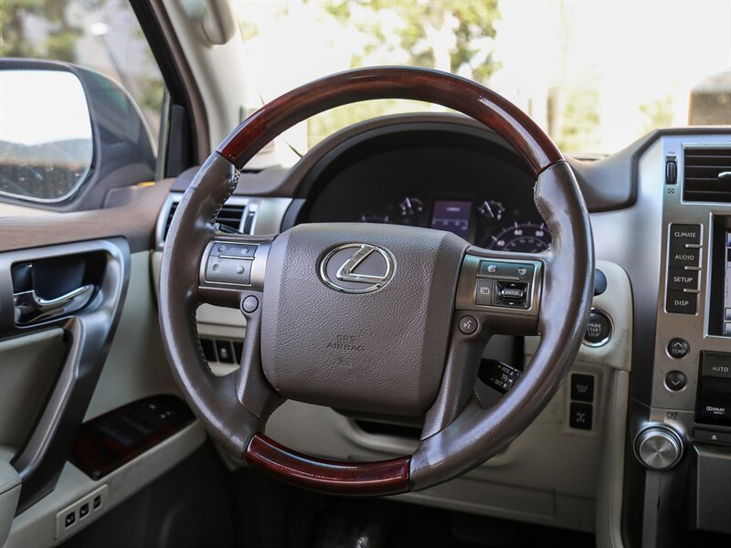 Used 2011 Lexus GX 460 w/ Comfort Plus Pkg AWD/4WD image 20