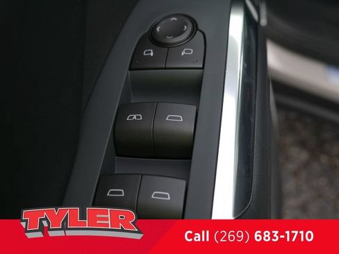 New 2026 Chevrolet Traverse Z71 w/ Enhanced Driving Package AWD/4WD image 24