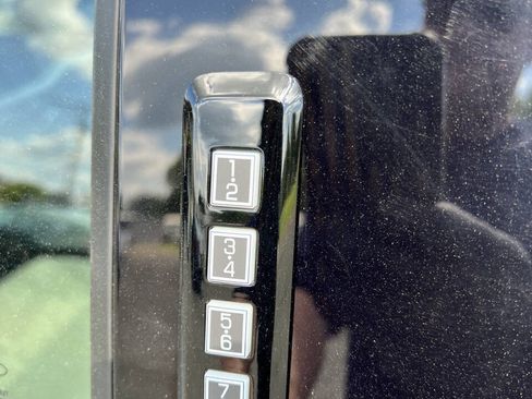 Used 2021 Ford F150 XLT w/ Equipment Group 302A High AWD/4WD image 10
