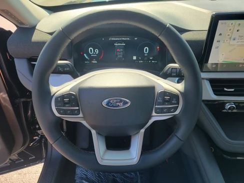 New 2025 Ford Explorer Active w/ Active Comfort Package image 27
