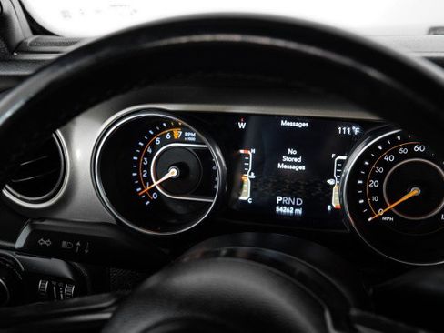 Used 2018 Jeep Wrangler Unlimited Sport S image 19