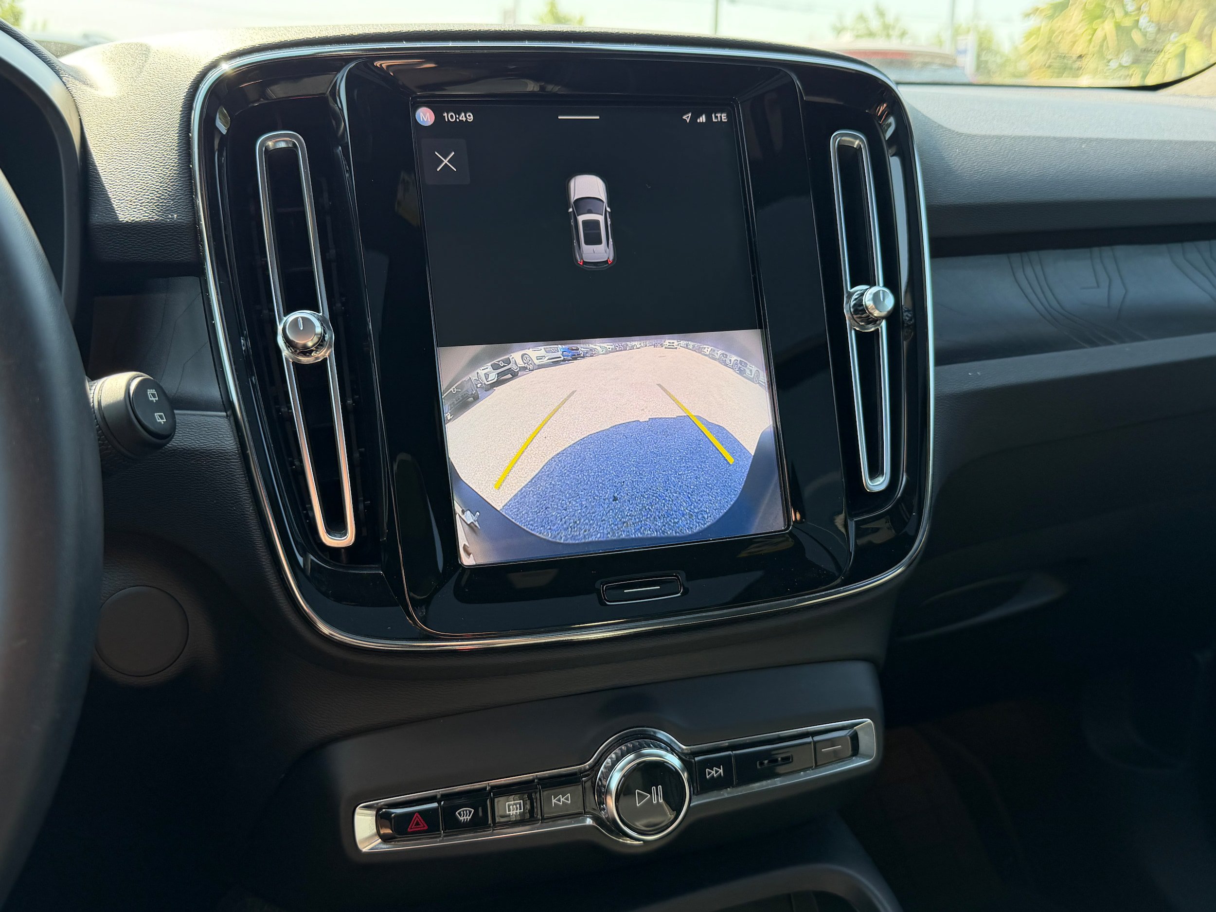 Certified 2023 Volvo XC40 Recharge Ultimate w/ Protection Package Premier AWD/4WD image 19