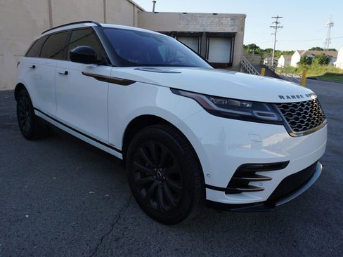 Used 2018 Land Rover Range Rover Velar R-Dynamic SE AWD/4WD image 5