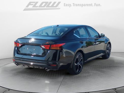 New 2025 Nissan Altima 2.5 SR image 7