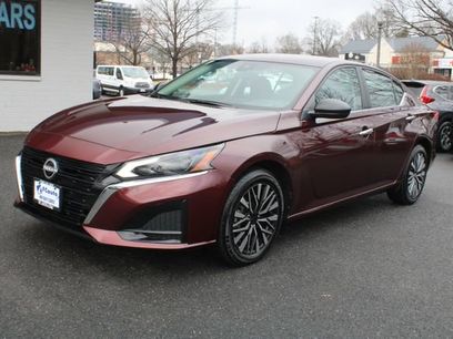 Used 2025 Nissan Altima 2.5 SV