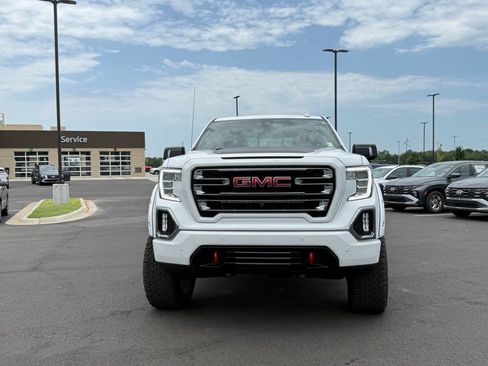 Used 2021 GMC Sierra 1500 AT4 w/ AT4 Premium Package AWD/4WD image 2