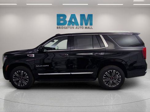 New 2026 GMC Yukon Elevation w/ LPO, Floor Liner Package image 4