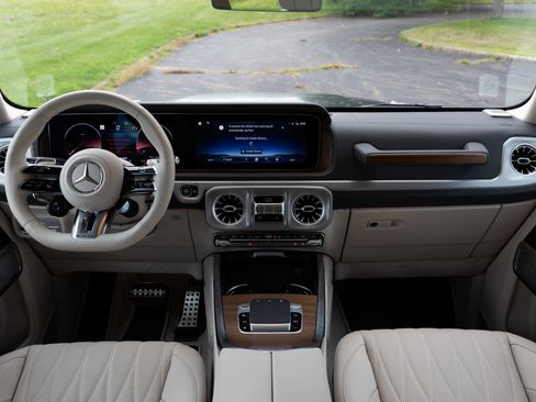Used 2026 Mercedes-Benz G 63 AMG 4MATIC image 4