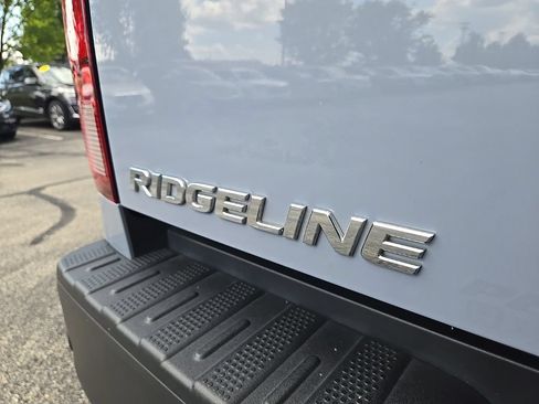 Used 2023 Honda Ridgeline Black Edition image 11