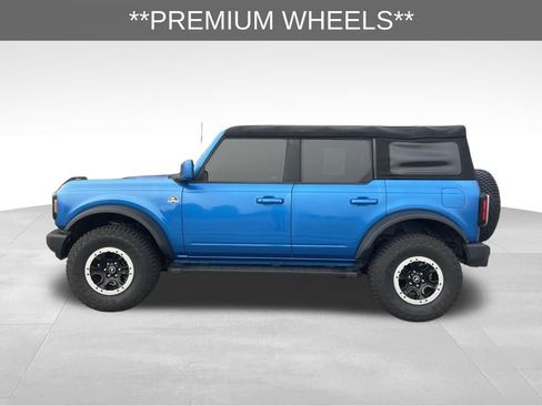 Used 2024 Ford Bronco Outer Banks w/ Sasquatch Package image 9
