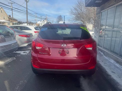 Used 2014 Hyundai Tucson SE image 4