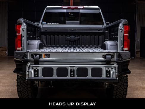 Used 2026 Chevrolet Silverado 2500 ZR2 w/ LPO, Dark Essentials Package image 9