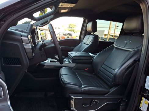 Used 2025 Ford F150 Platinum AWD/4WD image 15