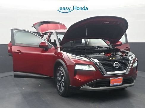 Used 2023 Nissan Rogue SV FWD image 34