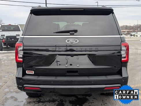 Used 2022 Ford Expedition Max Limited image 5