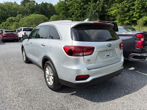 Used 2019 Kia Sorento AWD w/ LX Convenience Package image 5