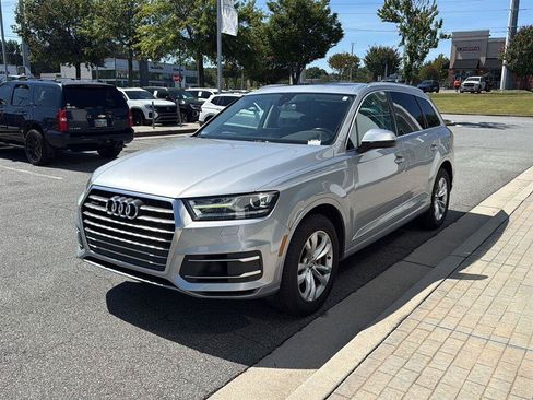 Used 2017 Audi Q7 3.0T Premium Plus w/ Premium Plus Package AWD/4WD image 4