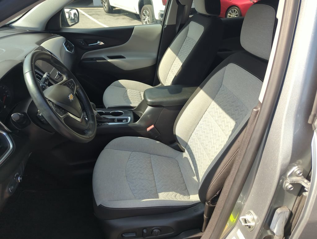 Used 2024 Chevrolet Equinox LT AWD/4WD image 11